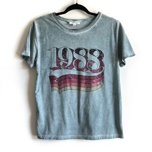 1988 Year Blue Graphic T-Shirt Size Medium